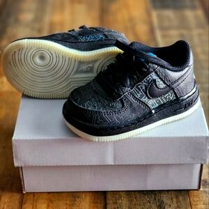 Nike Kids Black Sneakers Air Force 1 Black Fury